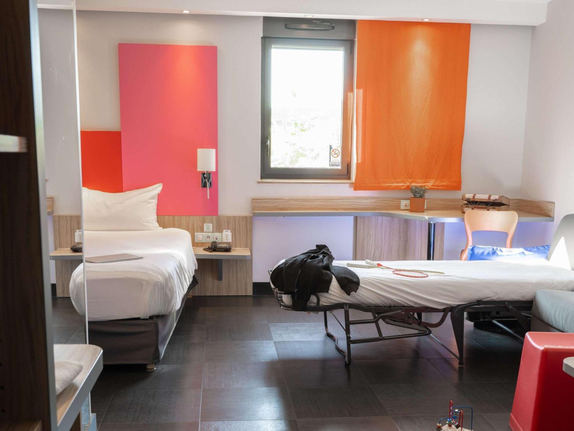 Ibis Styles Romans-Valence Gare Tgv Hotel Alixan Exterior photo