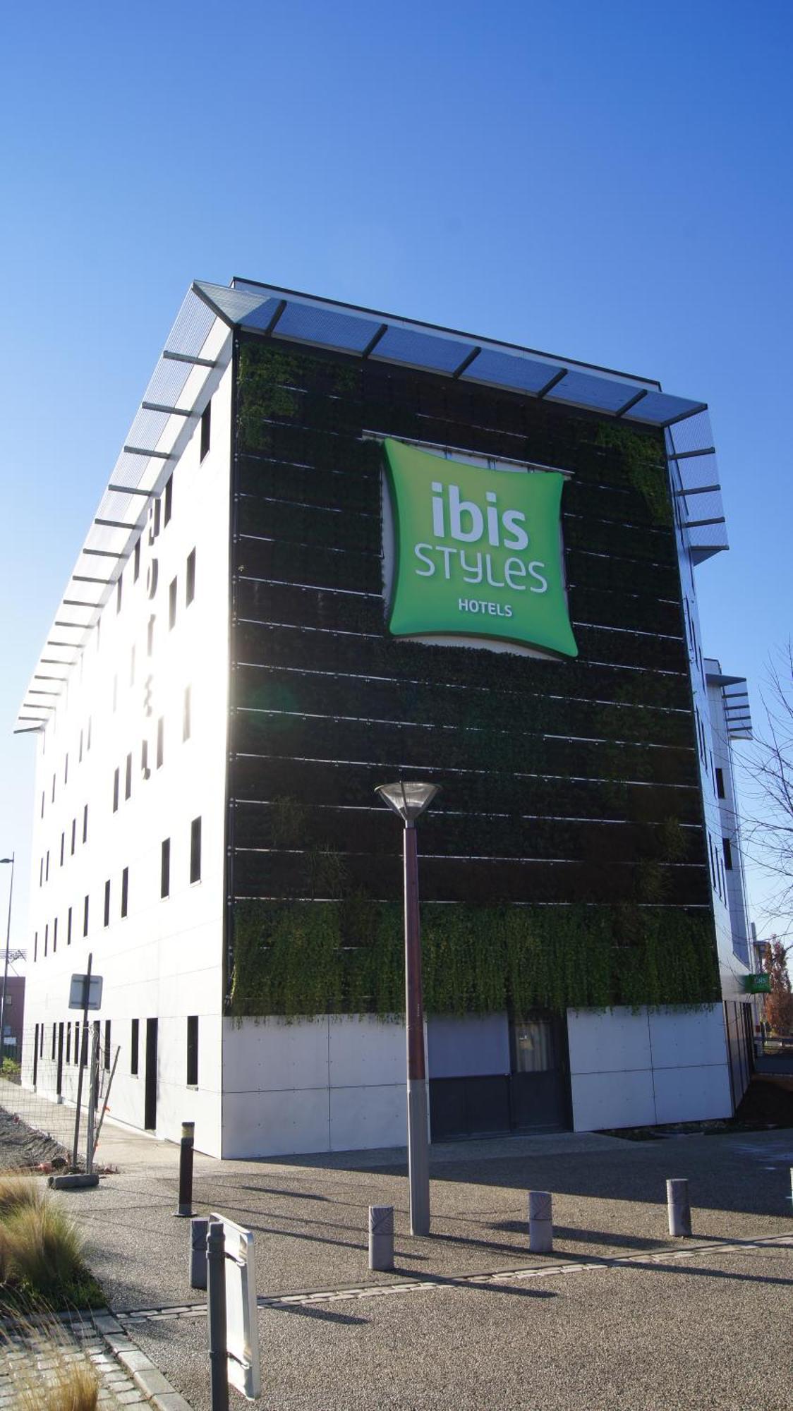 Ibis Styles Romans-Valence Gare Tgv Hotel Alixan Exterior photo